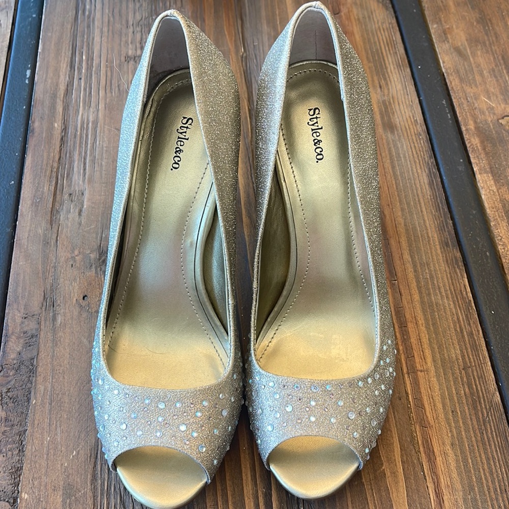 Style&co Gold shoes